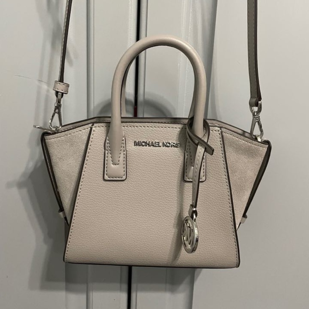 Michael Kors Avril Bag